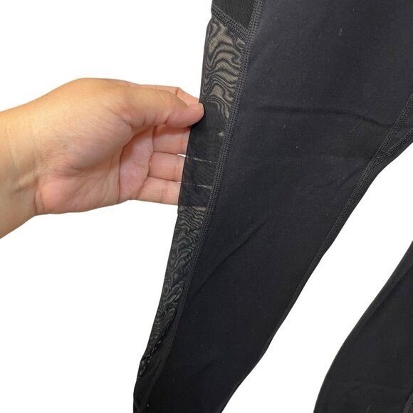 Fabletics Trinity Motion365 Mid-Rise 7/8 Pocket Mesh Legging Size Medium Black - Picture 6 of 8